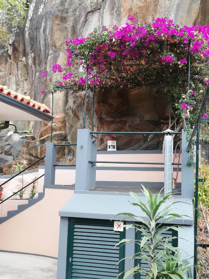 Fx Pena Hostel ฟุงชาล ภายนอก รูปภาพ