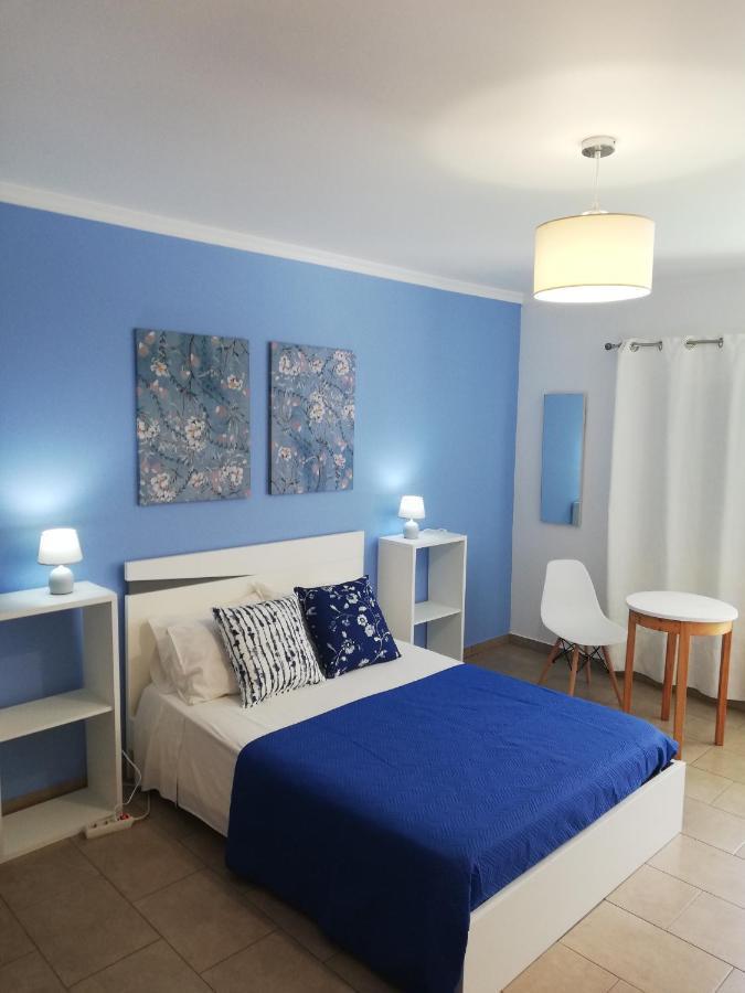 Fx Pena Hostel ฟุงชาล ภายนอก รูปภาพ
